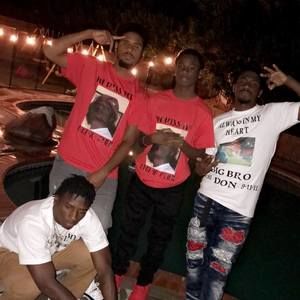 Meet your Posher, Ebony